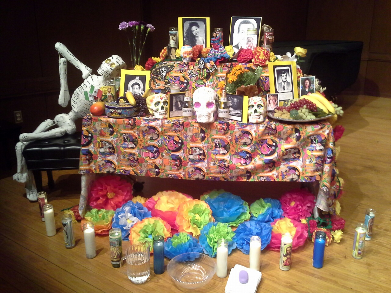 Dia de Los Muertos Altar