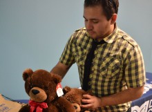Del Mar donates teddy bears for the children