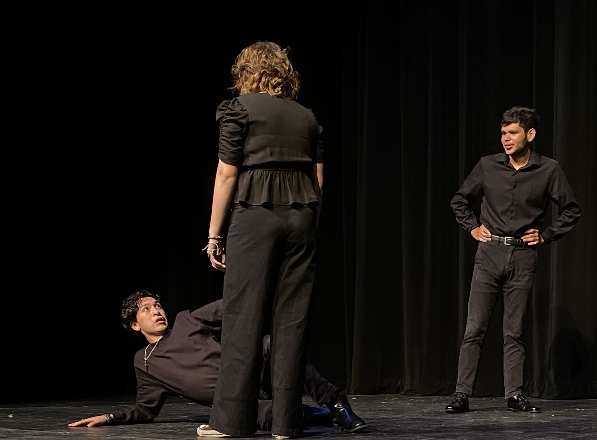 Foghorn editor in campus improv workshop