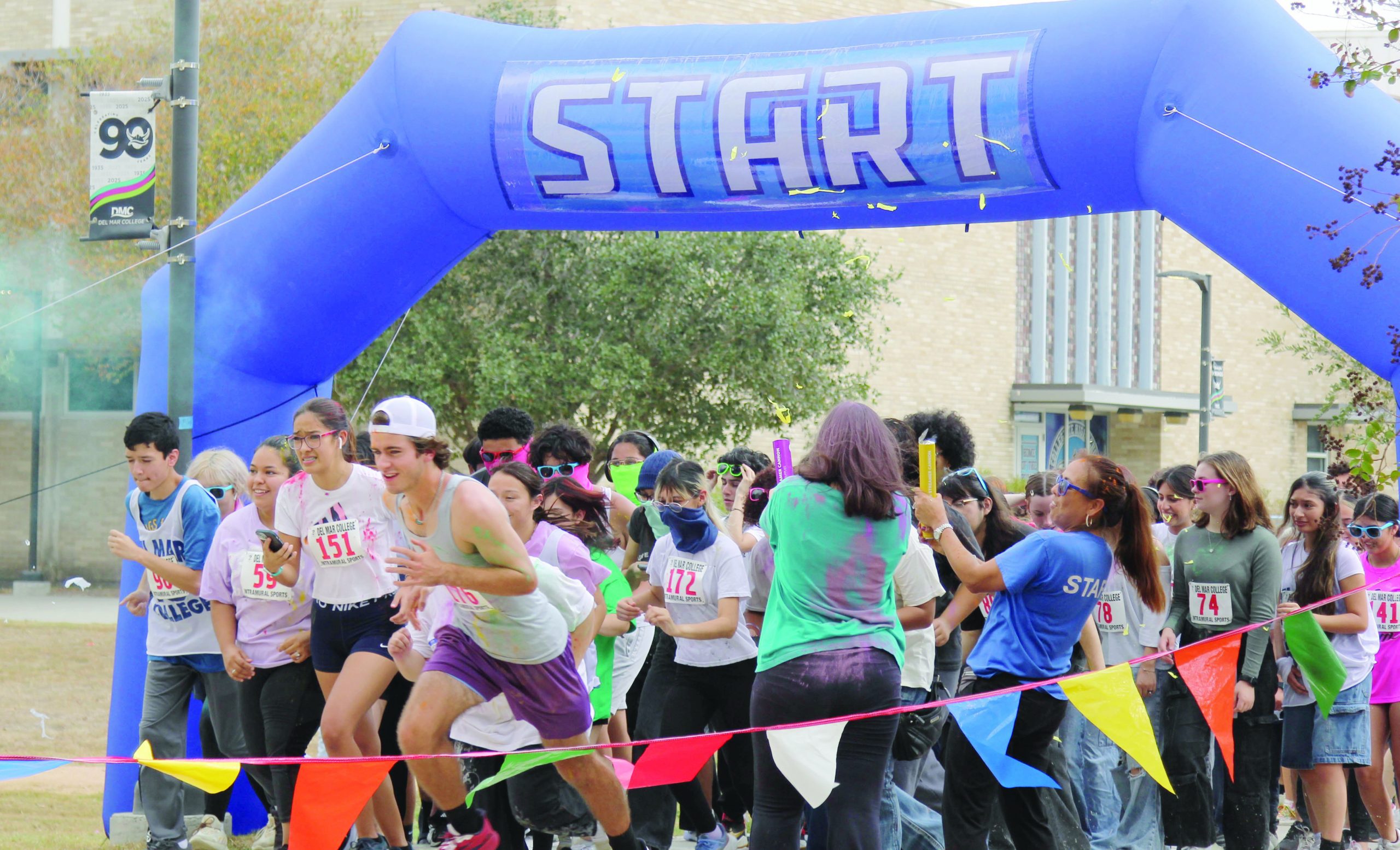 Students Dash Out Of The Starting Gate For The Fall 2025 Color Run Hosted By Intramural Sports On Wednesday Nov. 19. The Run Consisted Of Two Laps Around The Heritage Campus While Volunteers Blasted Colorful Dyes At Differents Stations.
